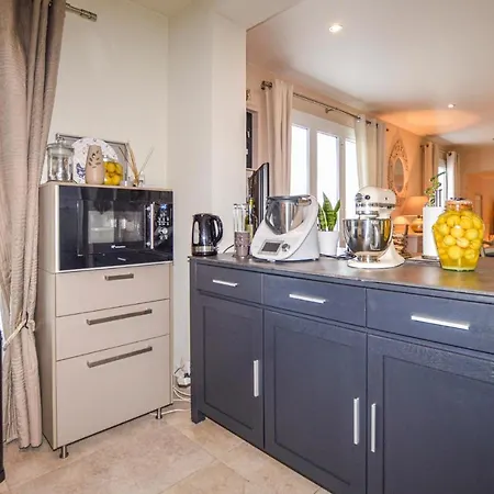 Holiday home Stunning Home In St Florent With Outdoor Swimming Pool, Wifi And 5 Bedrooms *